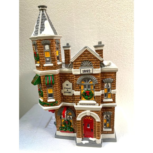 Department 56 Christmas Village Snow Village Jack's Corner Barber Shop - Picture 4 of 10